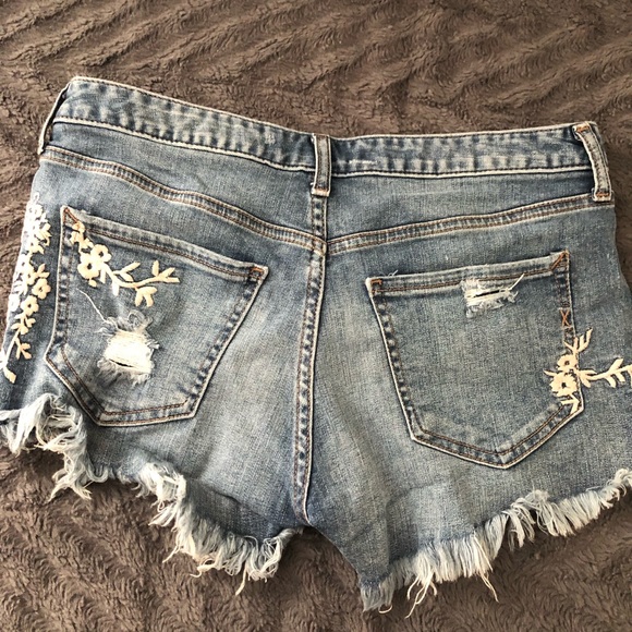 Express Jean shorts size 4 style shortie - Picture 1 of 4